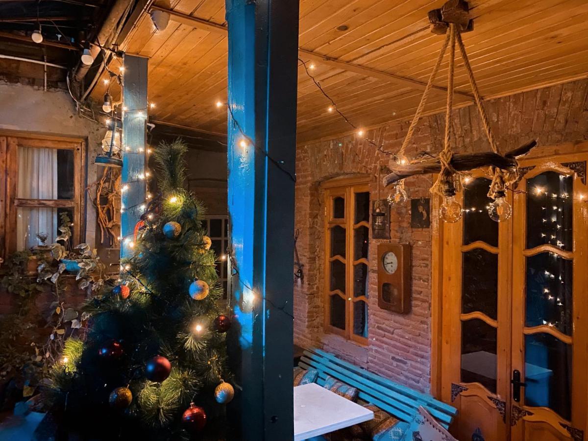 19Th Century Appartement Tbilisi Buitenkant foto
