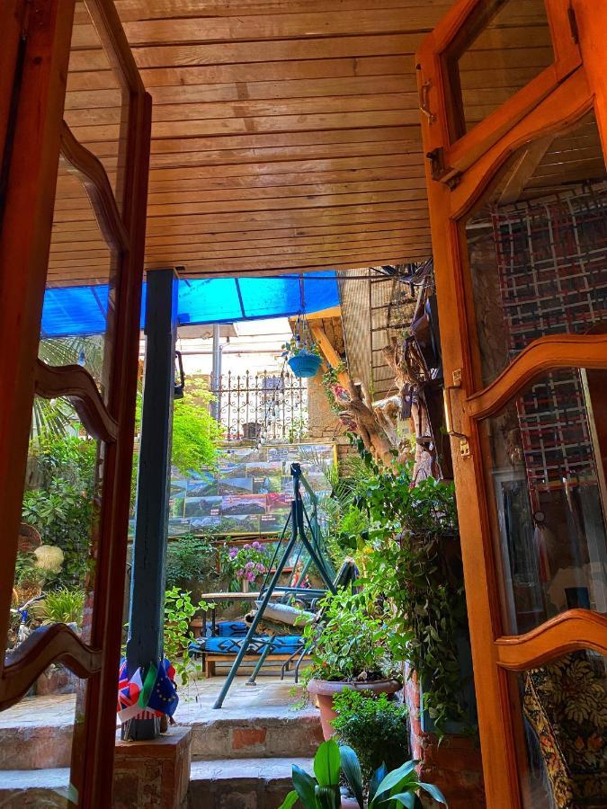 19Th Century Appartement Tbilisi Buitenkant foto